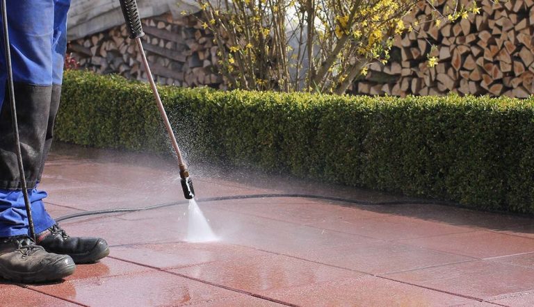 What Should You Look for in a Reliable Pressure Washing Service Provider?